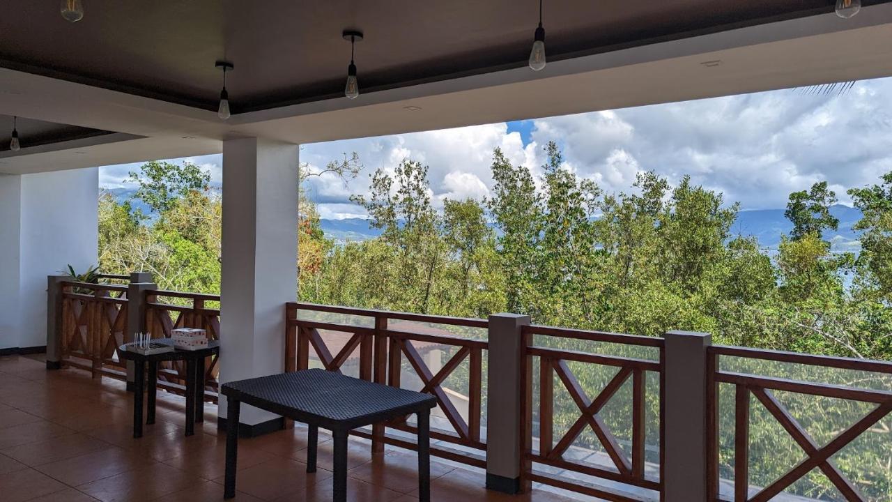 Bakawan Hideaway Resort And Restaurant Tomas Oppus Exterior foto